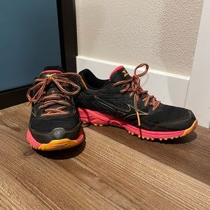 EUC Mizuno Wave Daichi 2 Trail Running Shoes